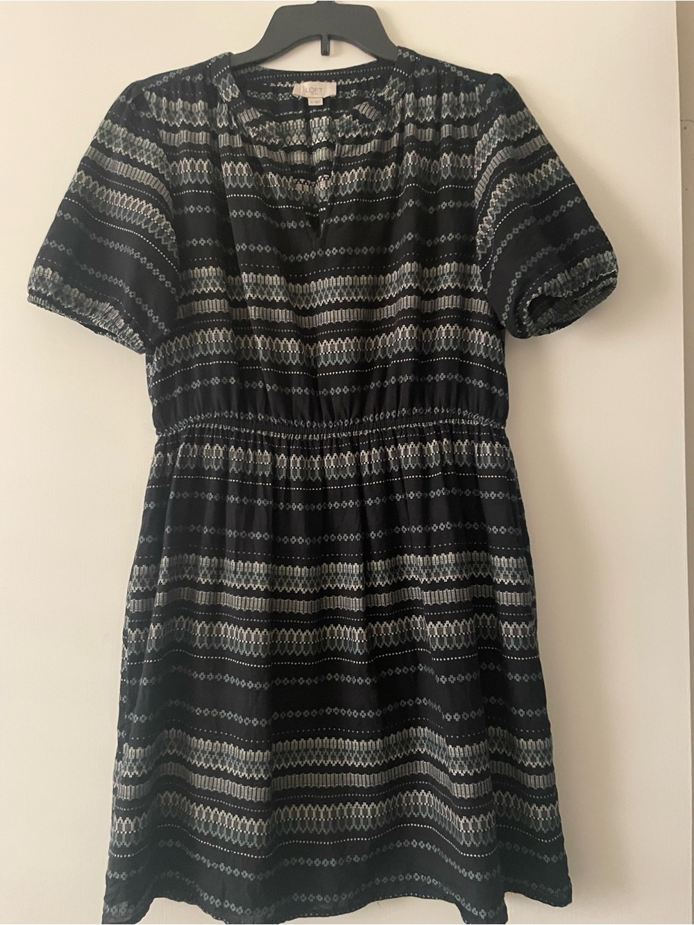 LOFT Black and White Patterned Short Sleeve Mini Dress